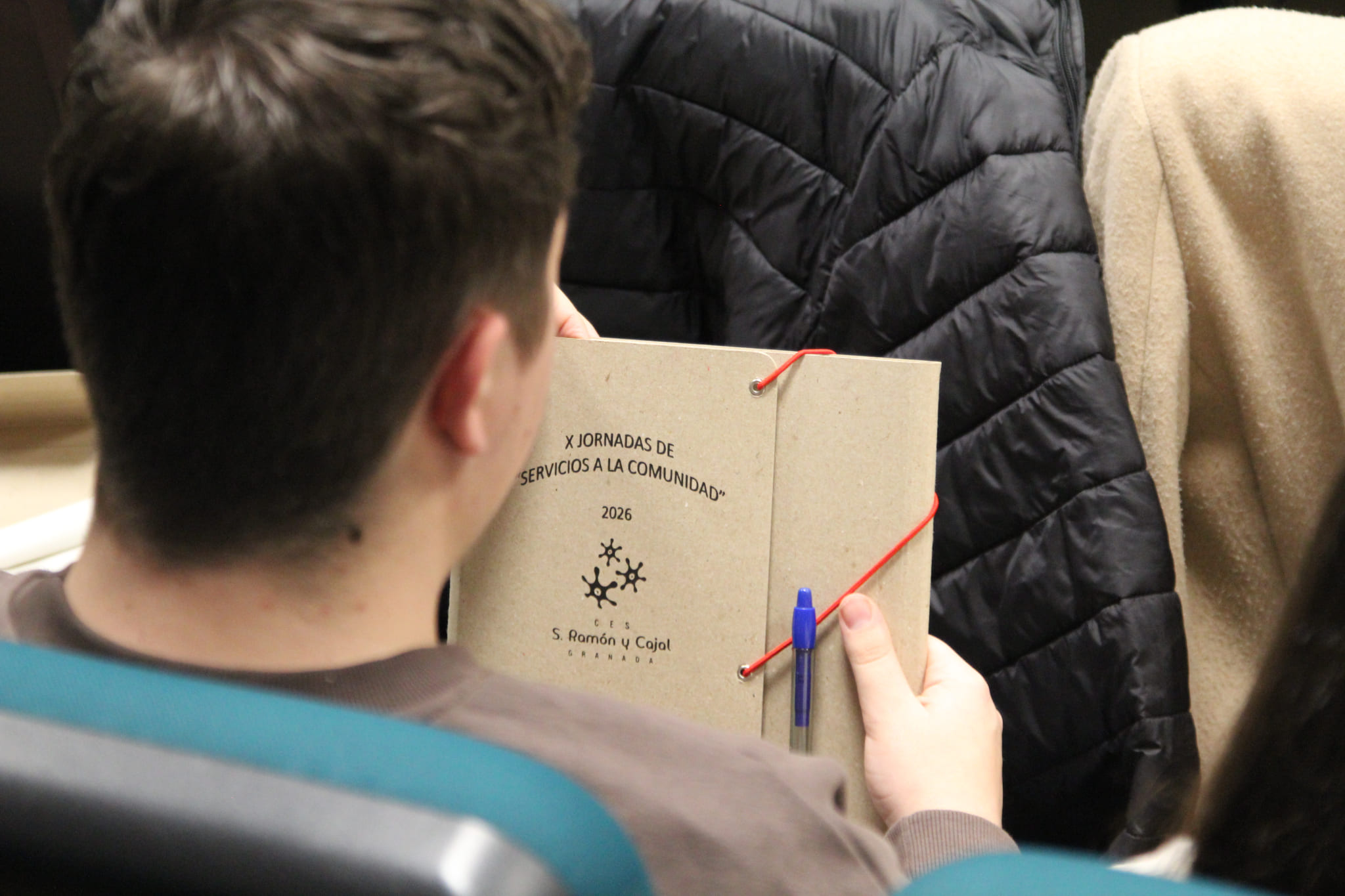 PARTICIPAMOS DE LAS X JORNADAS DE SERVICIOS A LA COMUNIDAD.  C.E.S Ramón y Cajal.